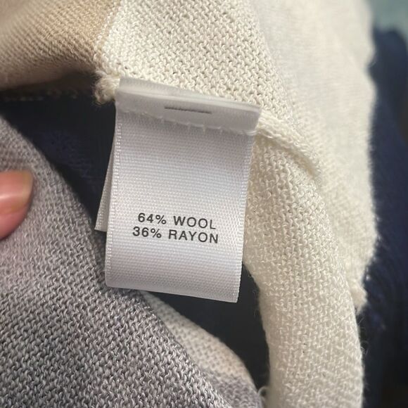 St. John Tan, Navy and Grey Print Knit Zip Cardigan - Picture 6 of 6